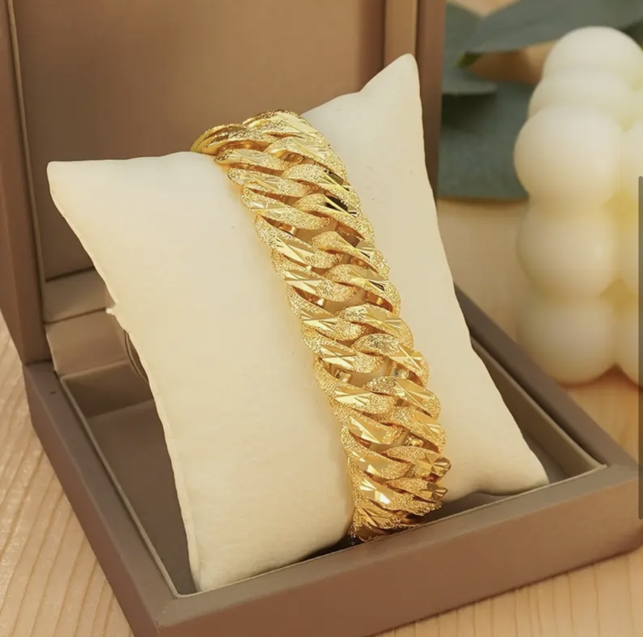 Jewellery Golds